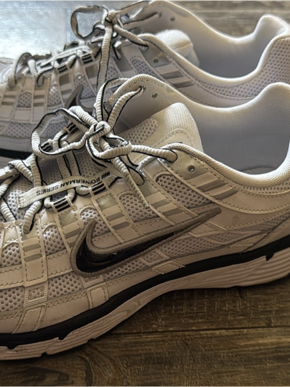 Nike Men's White and Black Training Sneakers